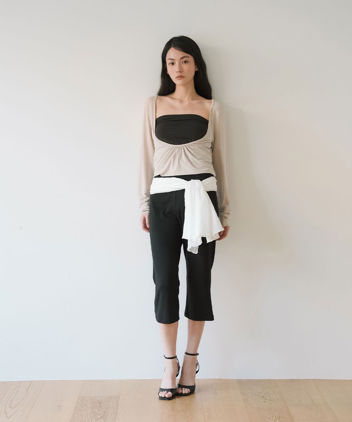 이어닝(YEARNING) LAYERED LOOSE SHIRRING U-NECK TOP, BEIGE_BROWN