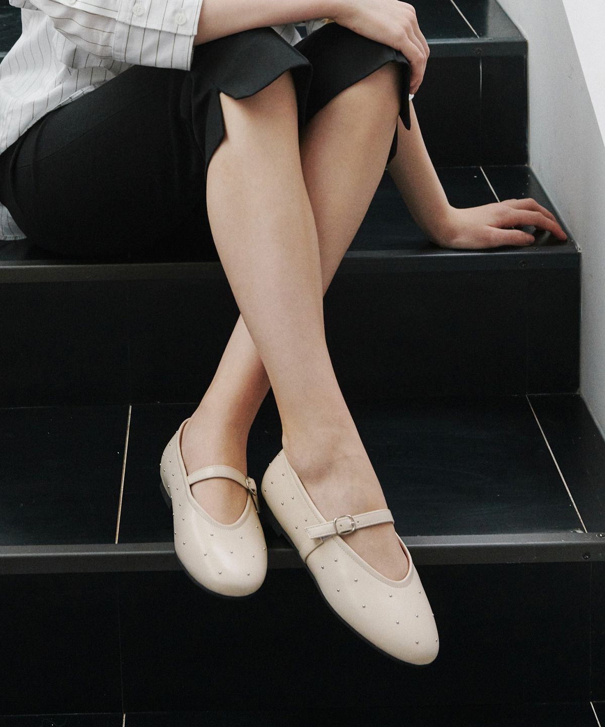 프리플라(FRI FLA) ljh9102 Dotty Classic Mary Jane Flats - 2 Colors