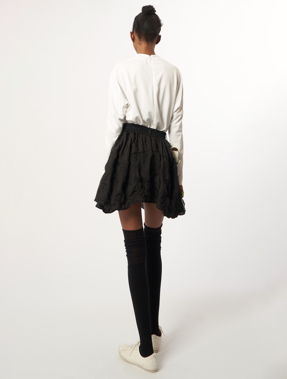 애스플래폼(ATHPLATFORM) AW61PS02_더블 도트 볼륨 G 쇼츠_블랙