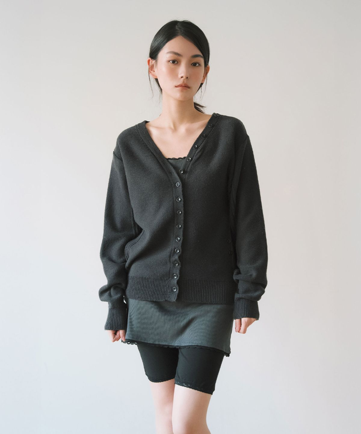 이어닝(YEARNING) INSIDE OUT MULTI CARDIGAN, CHARCOAL