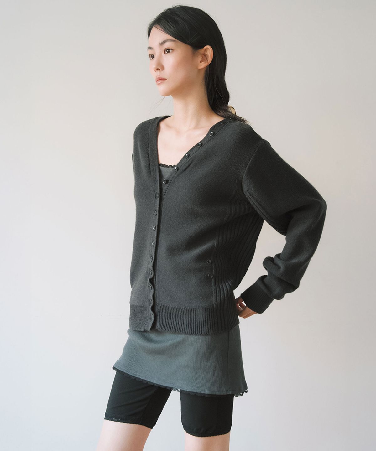 이어닝(YEARNING) INSIDE OUT MULTI CARDIGAN, CHARCOAL