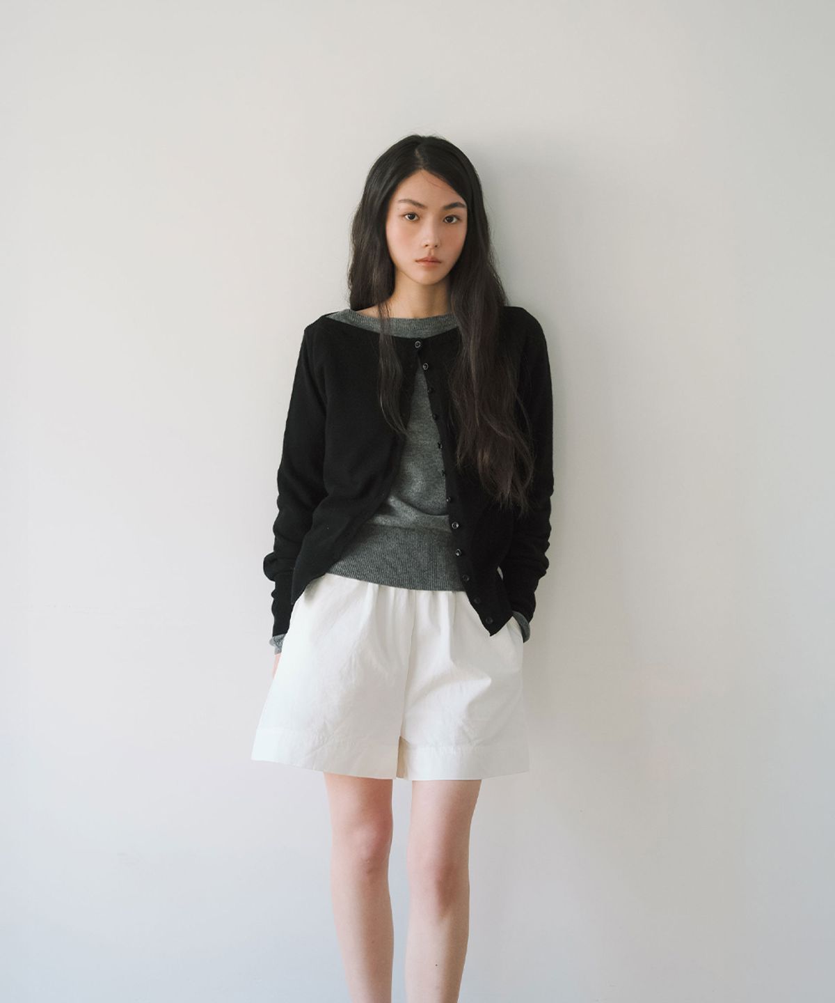 이어닝(YEARNING) ESSENTIAL MERINO WOOL BOAT NECK CARDIGAN, BLACK