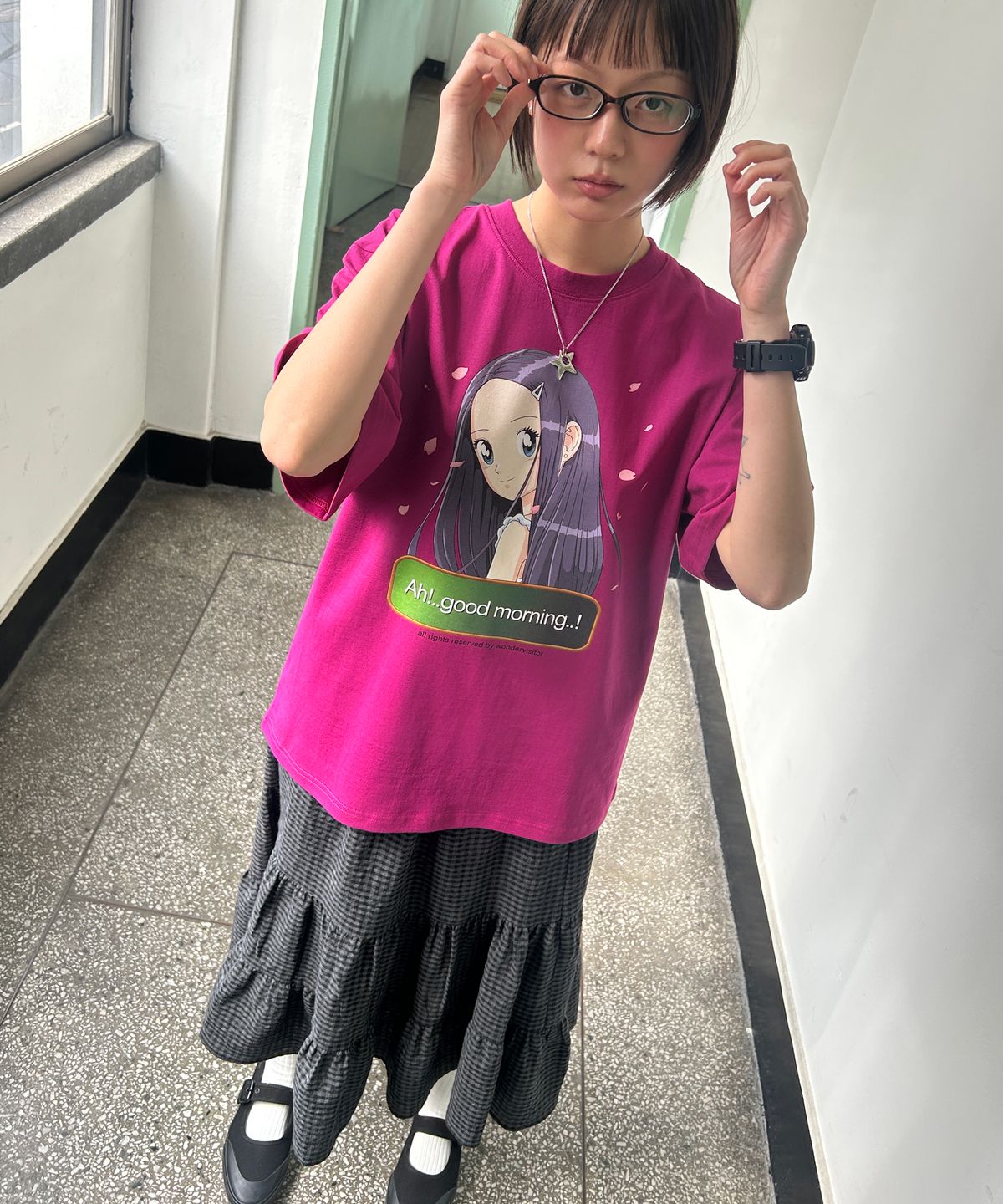 원더비지터(WONDERVISITOR) DokiDoki T-shirt [Plum]