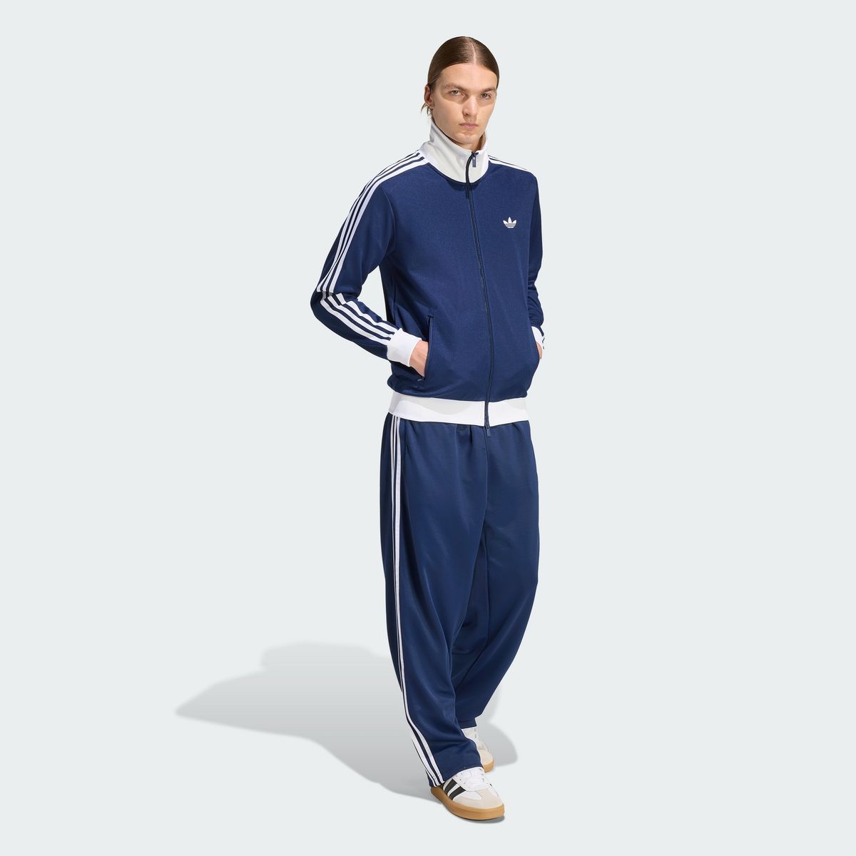 아디다스(ADIDAS) 클래식 트랙 탑 KE3526