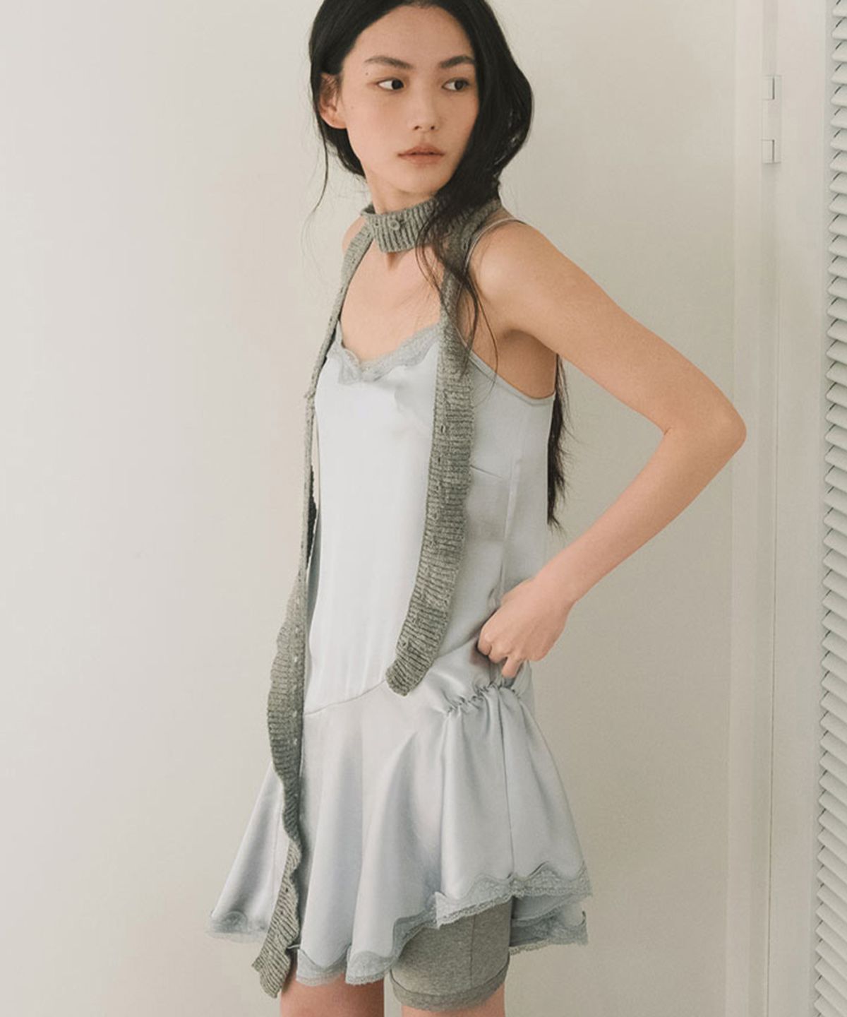 이어닝(YEARNING) FRILL KNIT MULTI MUFFLER, GREY