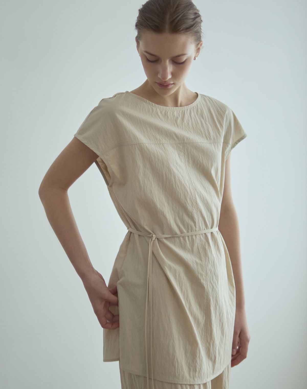 누토프(NUTOFFE) Moment Blouse_Beige