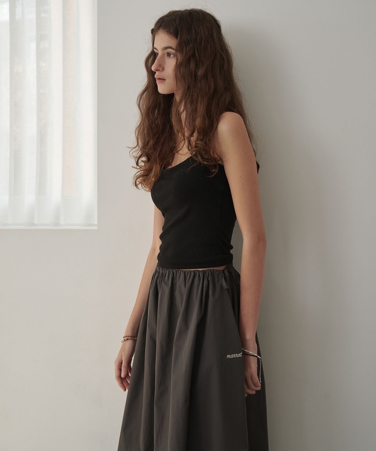 마롯(MARROT) Cotton String Midi Skirt_Charccoal
