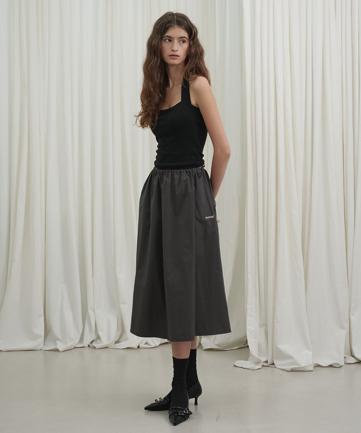 마롯(MARROT) Cotton String Midi Skirt_Charccoal