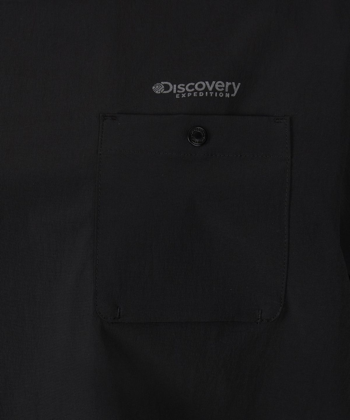 디스커버리 익스페디션(DISCOVERY EXPEDITION) 여성 프레시벤트 가슴포켓 우븐 반팔티셔츠 (BLACK)