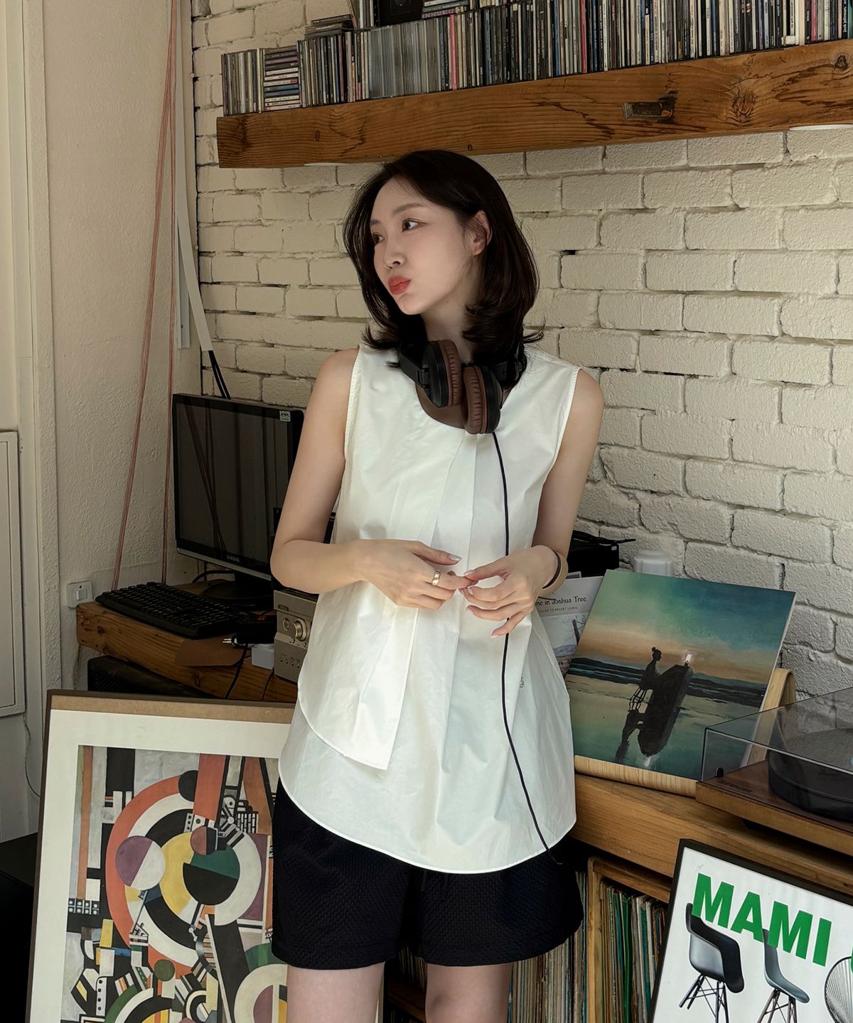 쥬시쥬디(JUCYJUDY) 민소매턱블라우스 JZBL324B