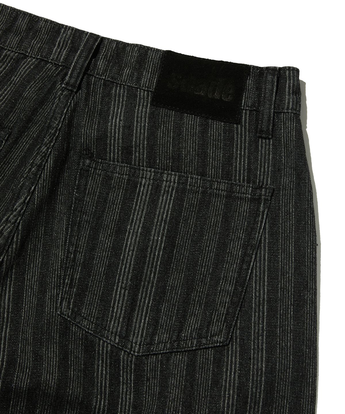 스웨이드(SUADE) STRIPE DENIM SHORTS [BLACK]