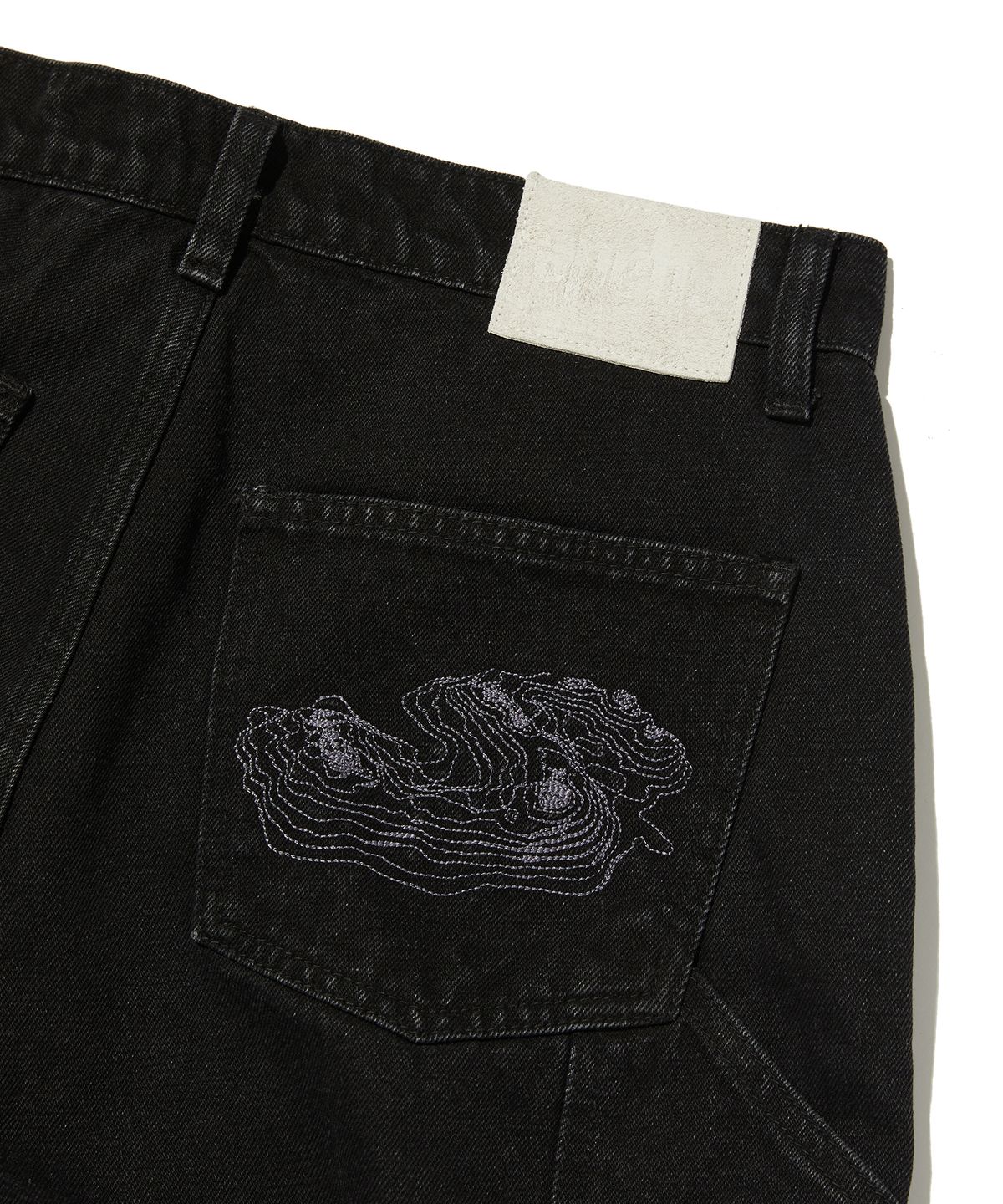 스웨이드(SUADE) CONTOUR DOUBLE KNEE SHORTS [BLACK]