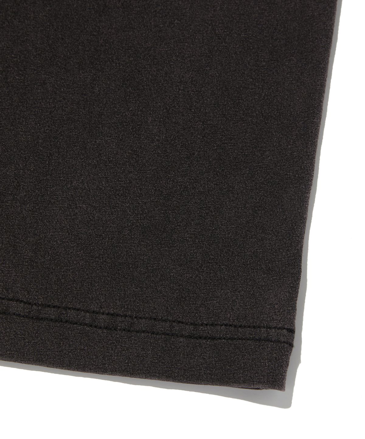 스웨이드(SUADE) GHOST CROPPED TEE [DARK BROWN]