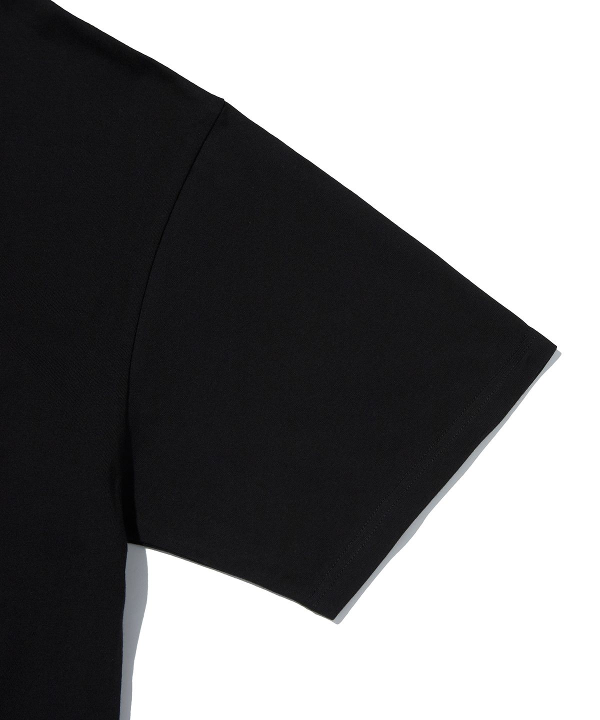 스웨이드(SUADE) HUH!! CAPYBARA TEE [BLACK]