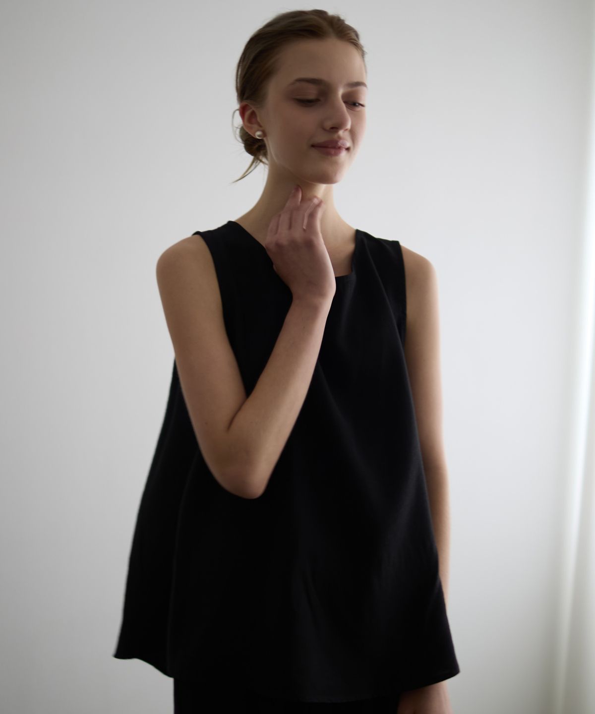 누토프(NUTOFFE) Le Blouse_Black
