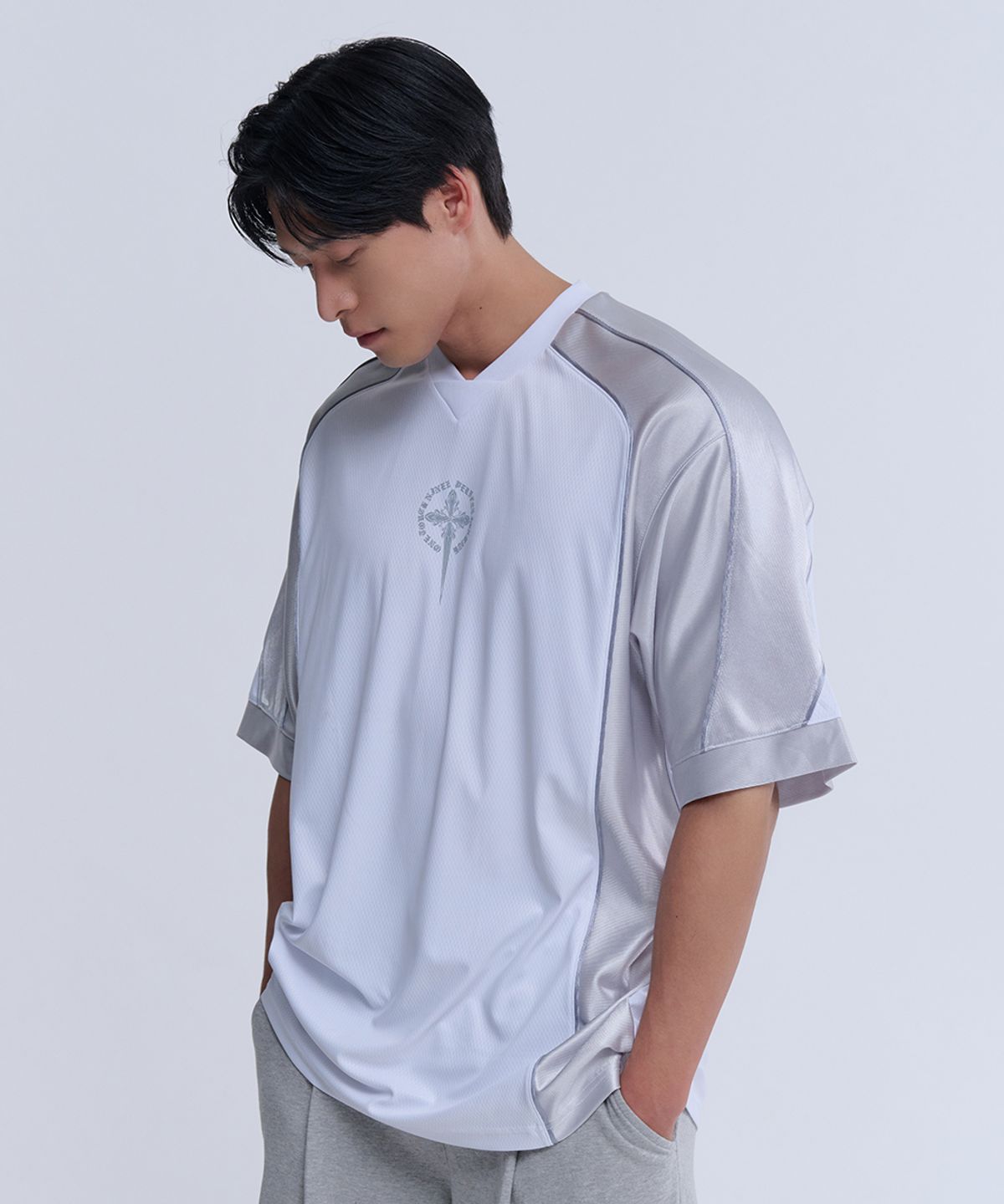 나인제트(NINEZ) 99 아플리케 럭비 오버핏 티셔츠 (2color)