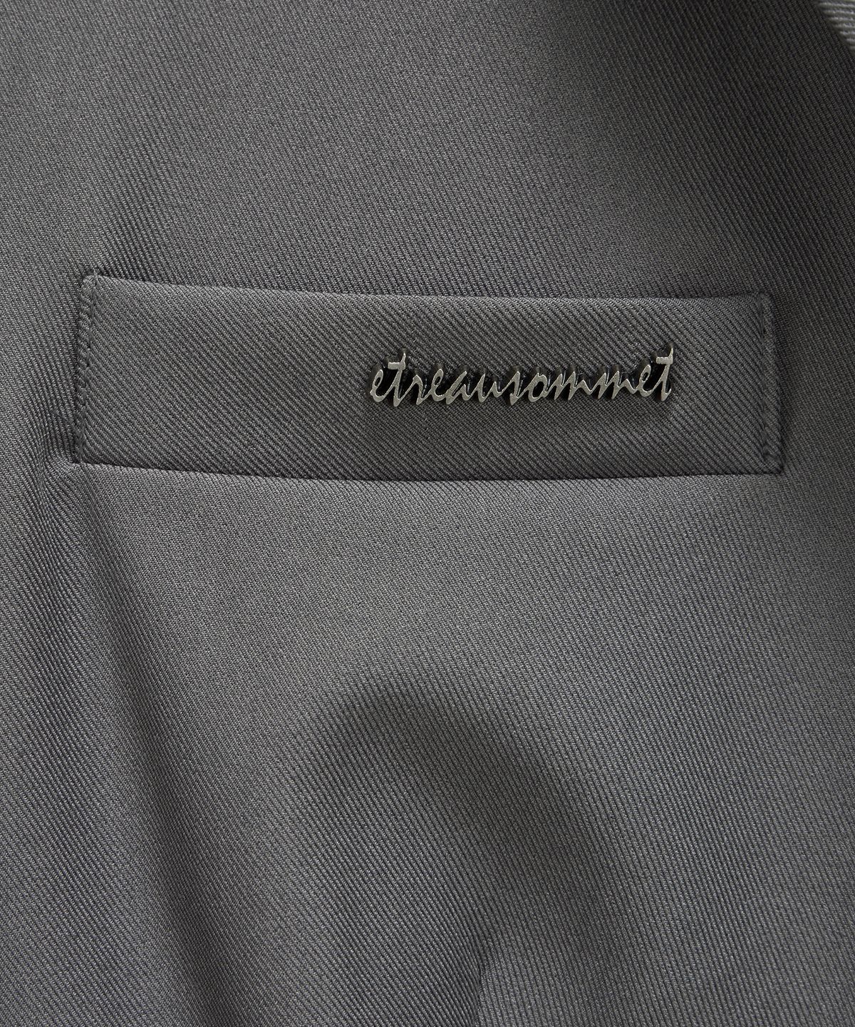 에트오소메(ETRE AU SOMMET) Cropped Short Sleeve Tailored Jacket (Dark Gray)