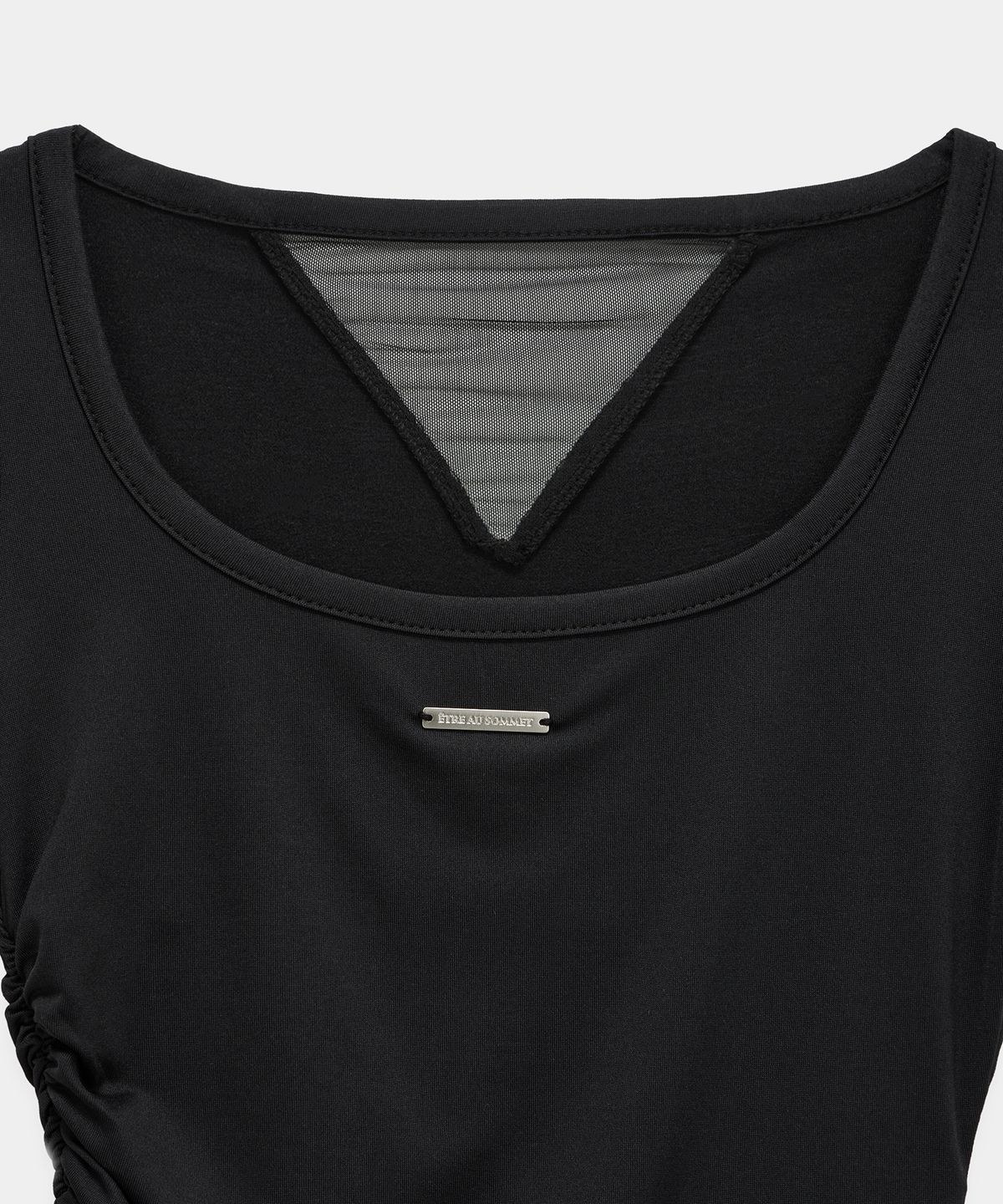 에트오소메(ETRE AU SOMMET) Modern Square Shirring Tee (Black)