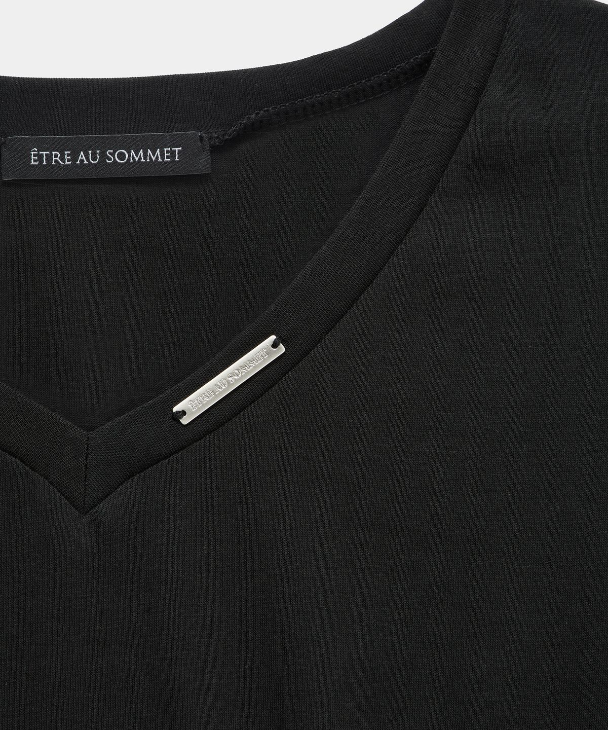 에트오소메(ETRE AU SOMMET) Dart Line V-Neck Slim Top (Black)