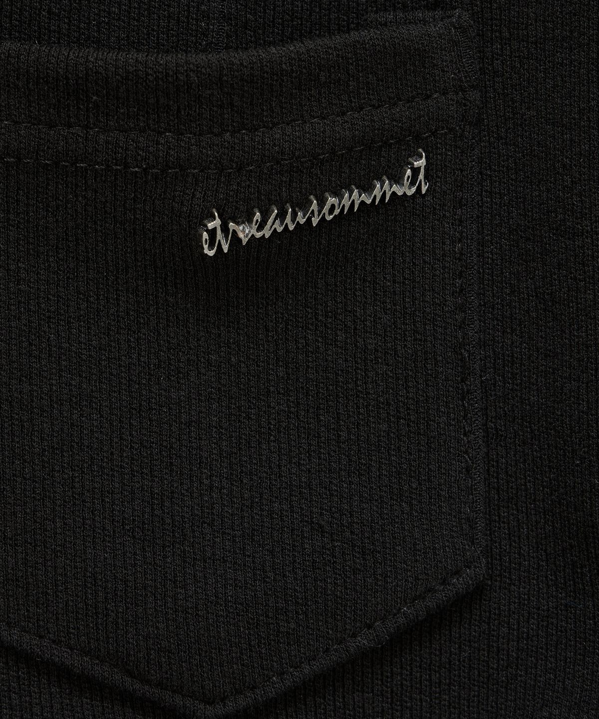 에트오소메(ETRE AU SOMMET) Square Button Point Slim-Fit Long Sleeve Top (Black)
