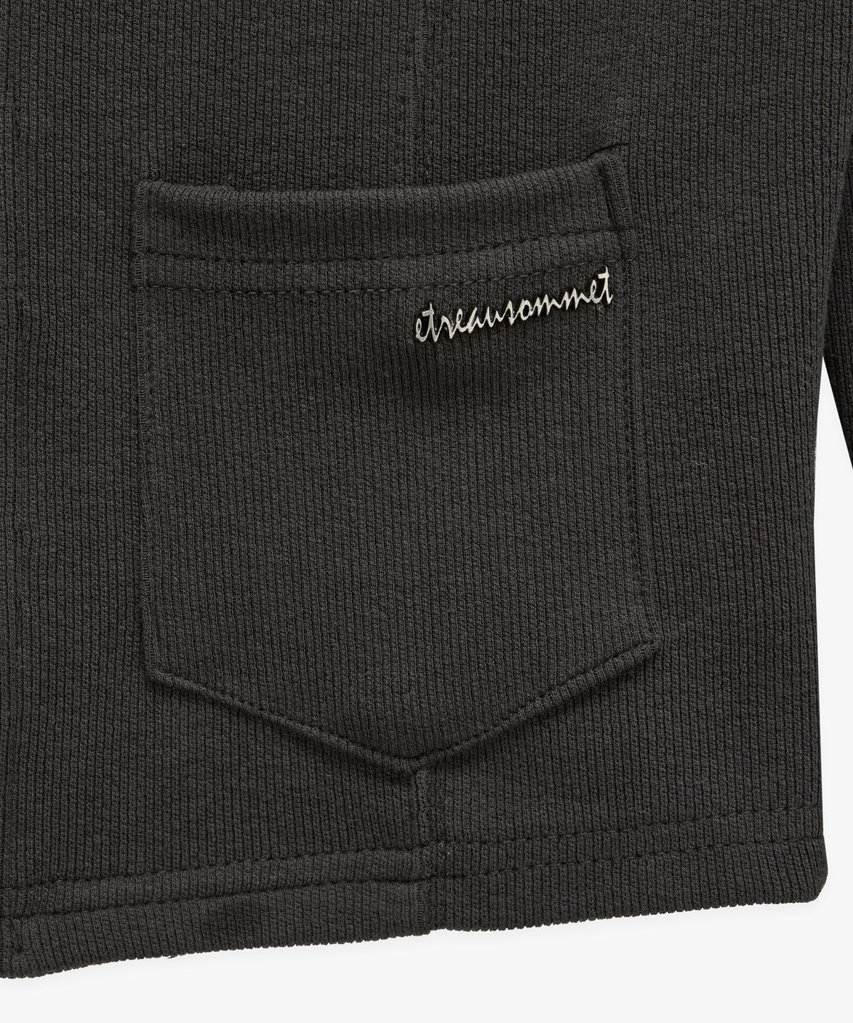에트오소메(ETRE AU SOMMET) Square Button Point Slim-Fit Long Sleeve Top (Dark gray)