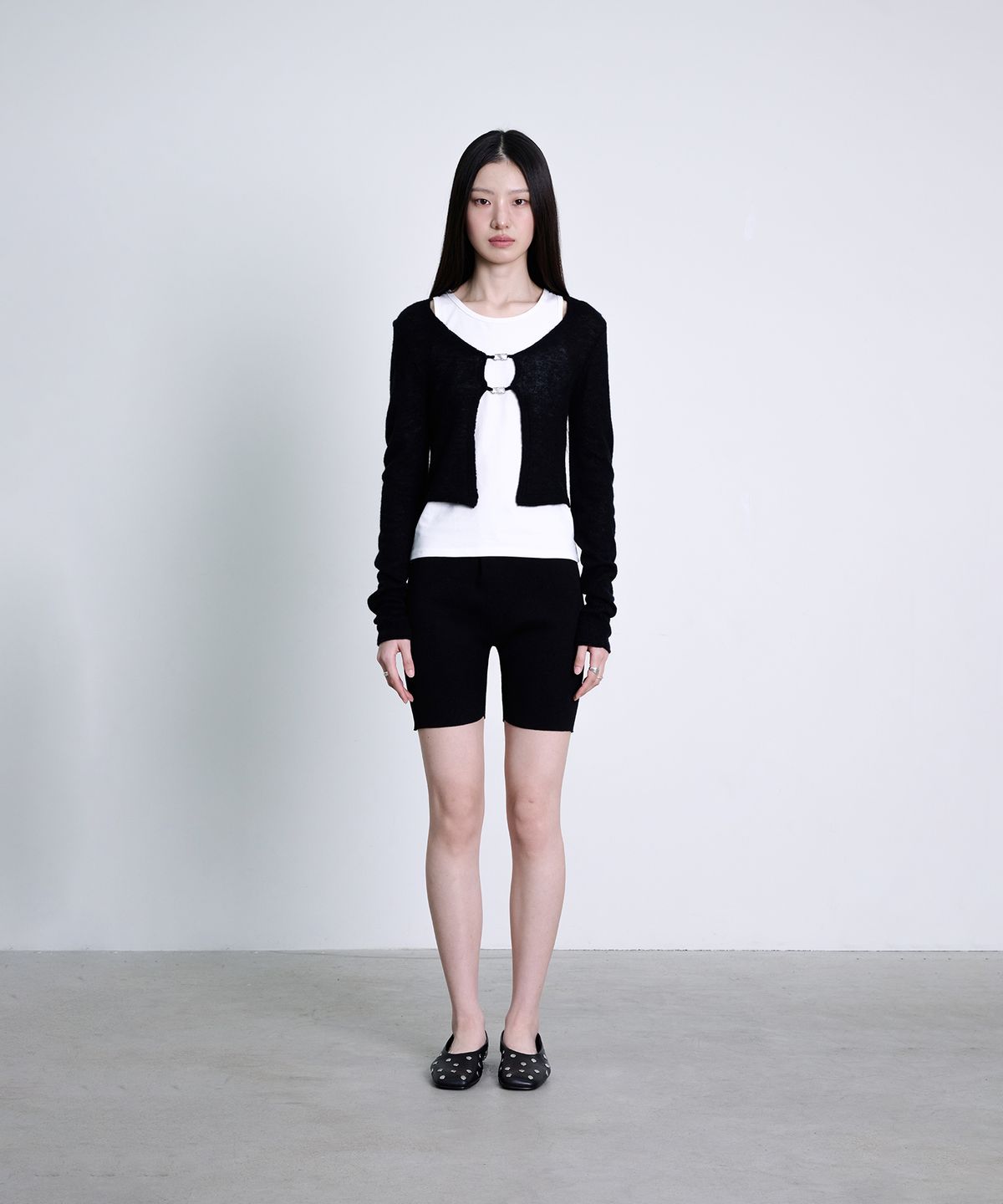 더애틋(THE AÉTUT) Alpaca Wool Bolero Cardigan_Black