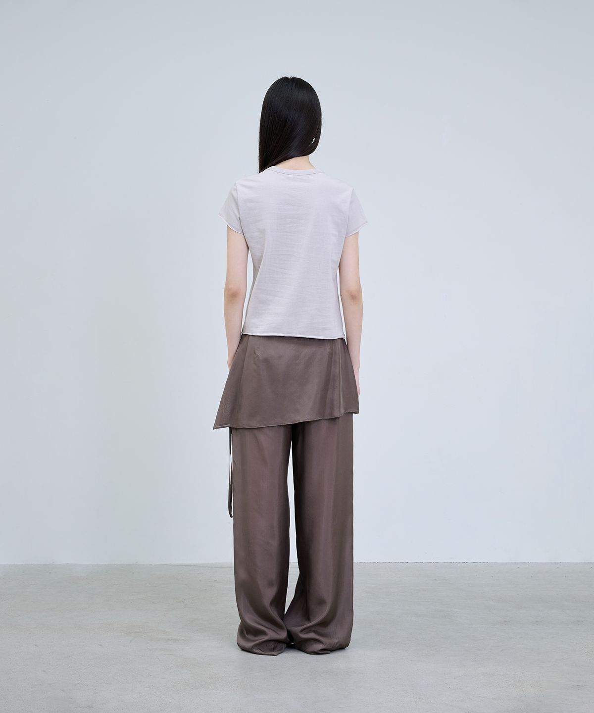 더애틋(THE AÉTUT) Raw Edge Cotton Logo T-Shirt_Beige