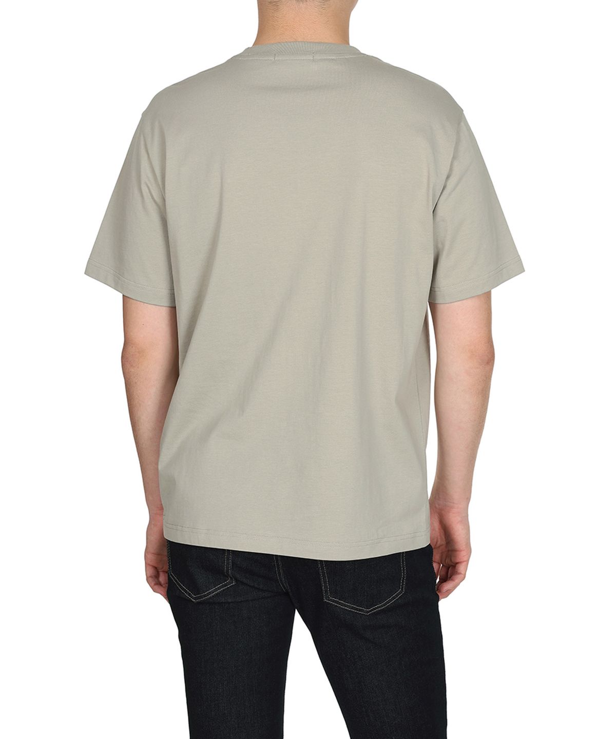 게스(GUESS) 1color 남성 스몰로고 세미오버핏 크루넥 반팔티 KP2K04C8