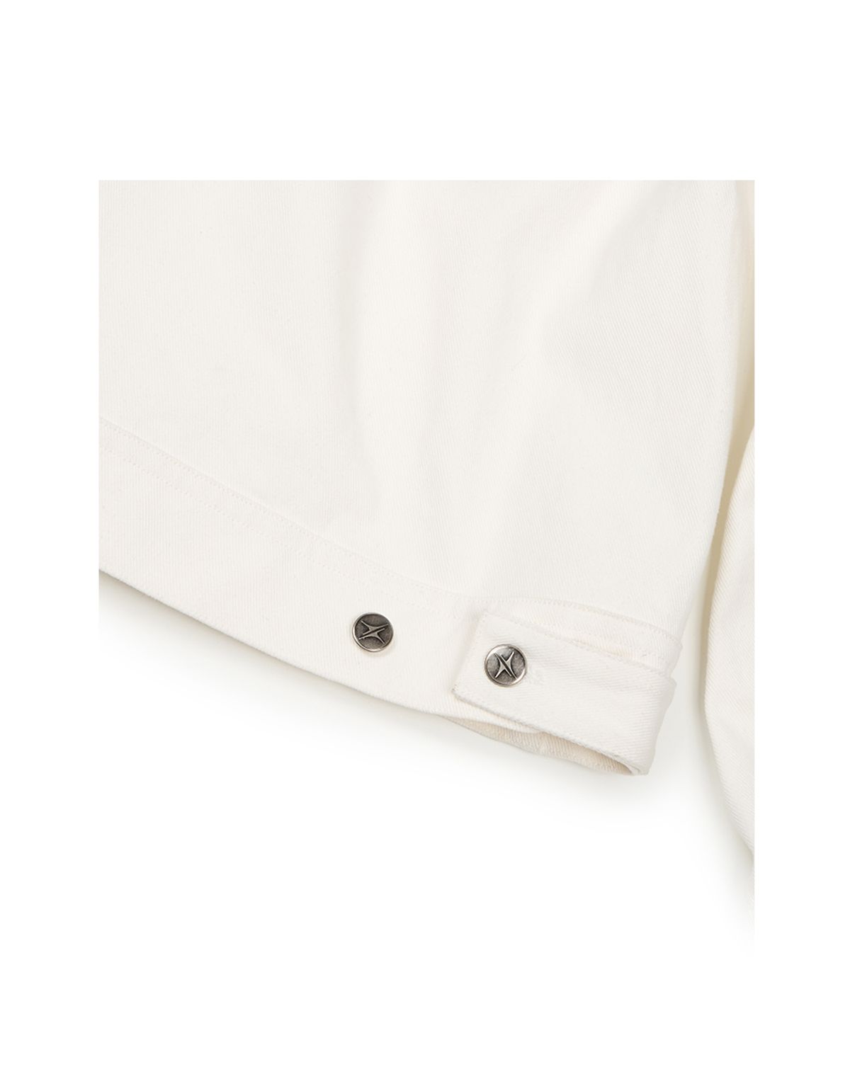 이티씨이(ETCE) (BASE) CROP DOUBLE FLAP TRUCKER (WHITE)