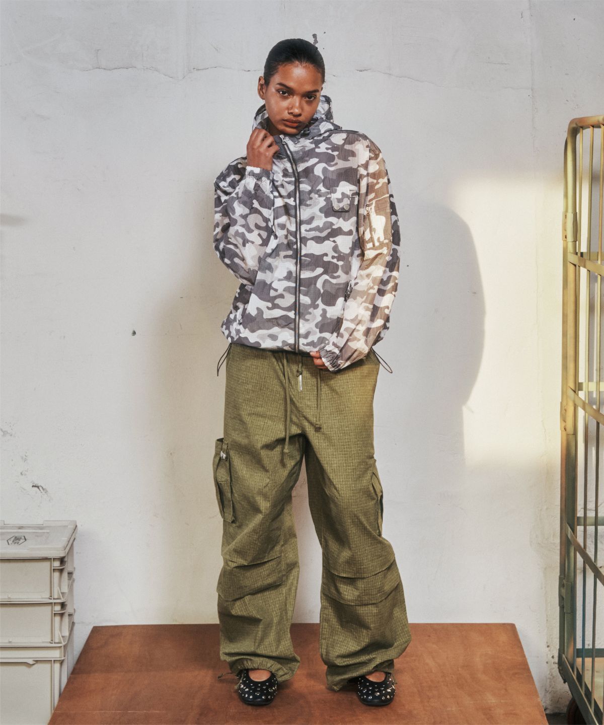 더바이닐하우스(THEVINYLHOUSE) RIBSTOP SHEER WINDBREAKER CAMO
