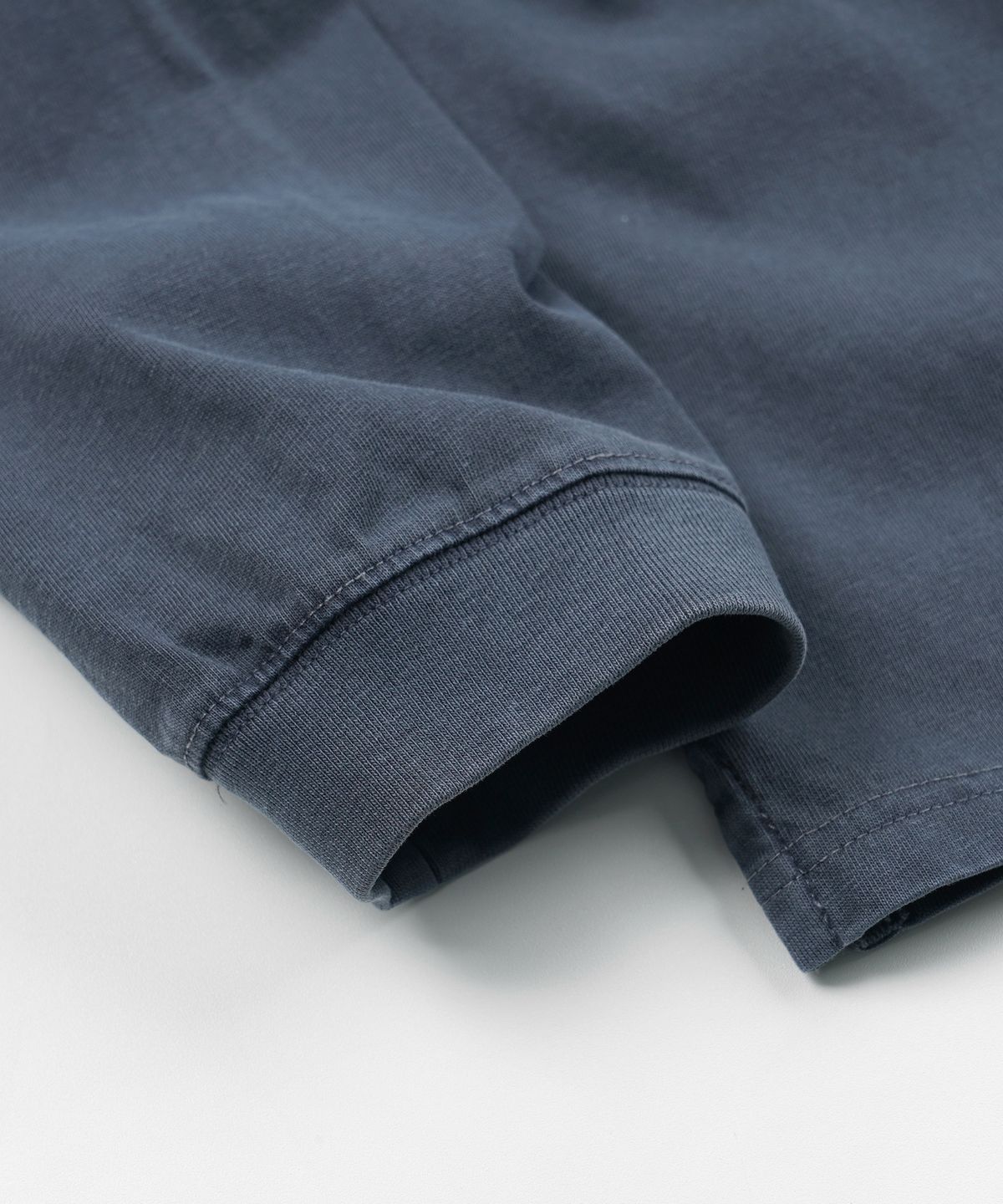프리즘웍스(FRIZMWORKS) PIGMENT POCKET LONG SLEEVE TEE _ BLUE