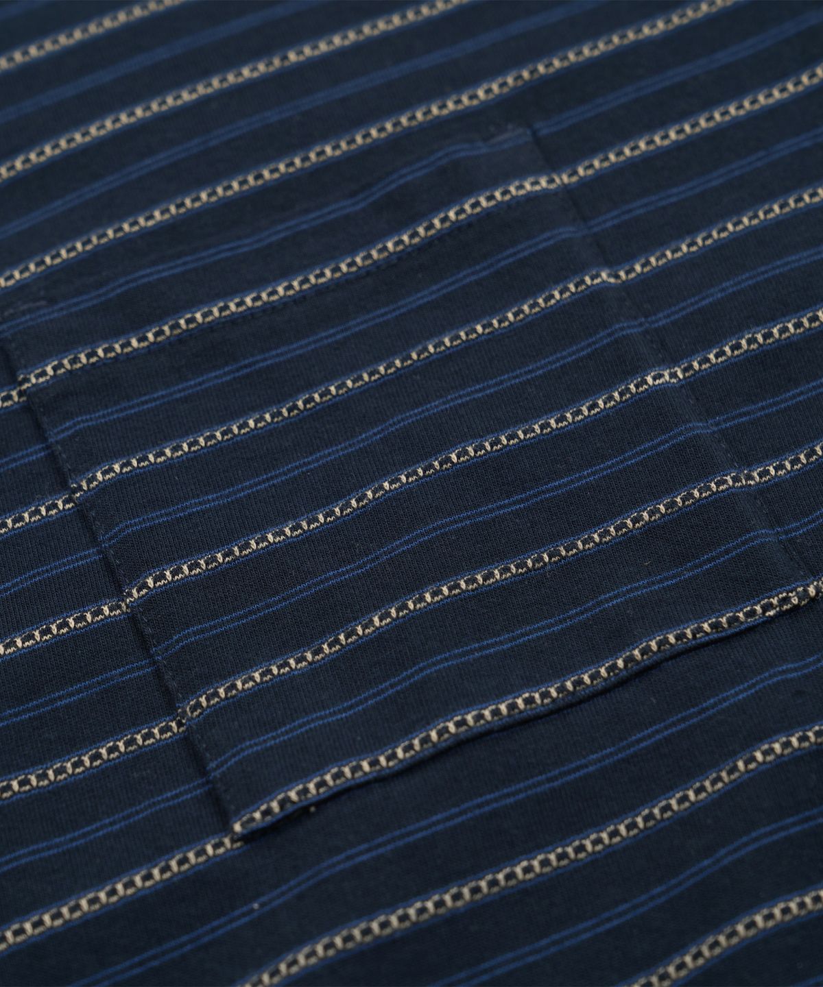 프리즘웍스(FRIZMWORKS) JACQUARD STRIPE HALF TEE _ NAVY