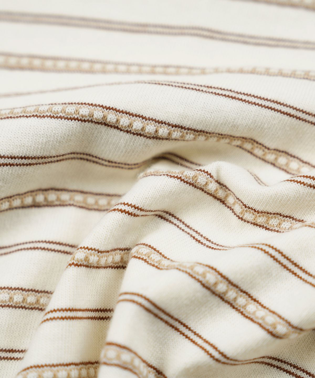 프리즘웍스(FRIZMWORKS) JACQUARD STRIPE HALF TEE _ CREAM