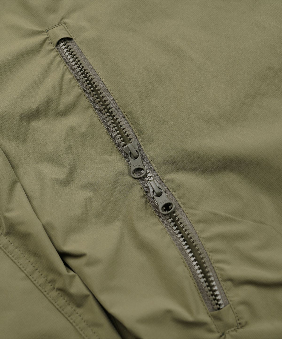 프리즘웍스(FRIZMWORKS) MICRO RIPSTOP ANORAK _ LIGHT OLIVE