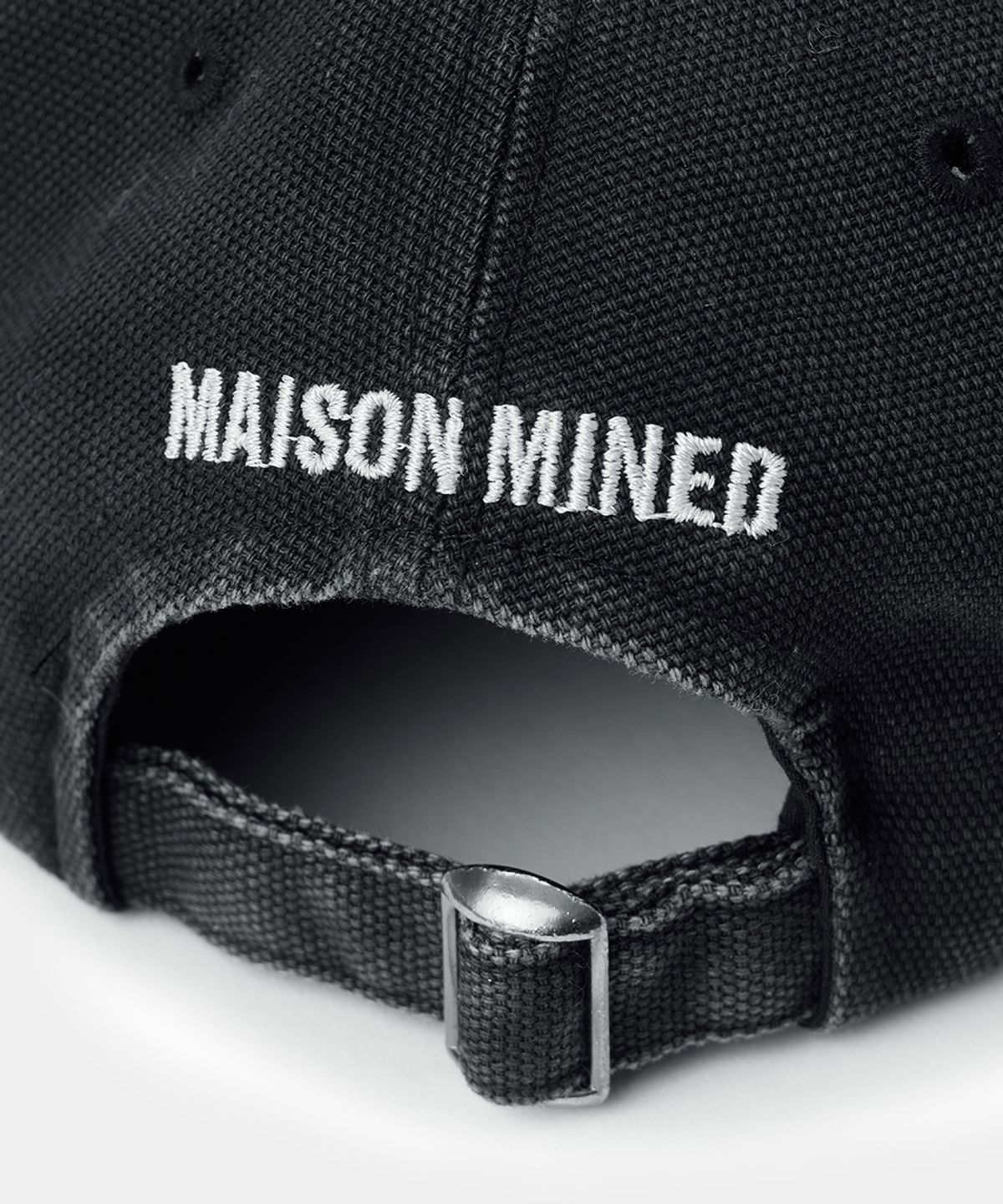 메종미네드(MAISON MINED) CELTIC CROSS WASHED TRUCKER CAP BLACK