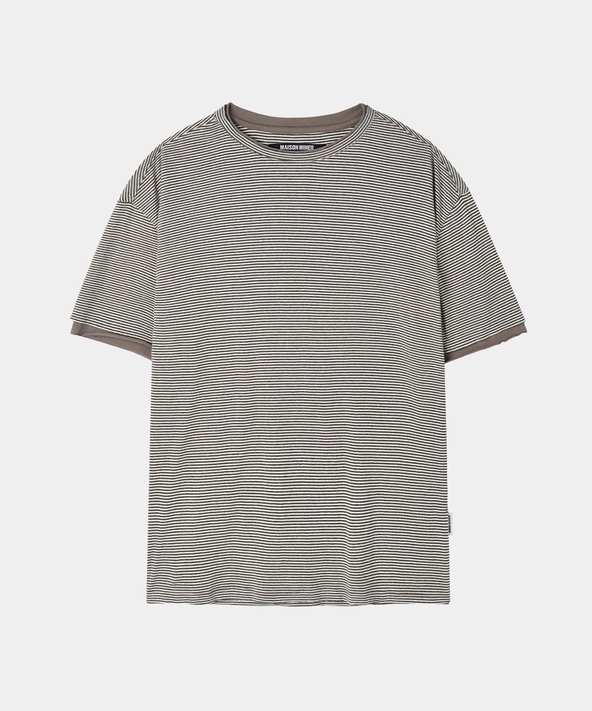 메종미네드(MAISON MINED) STRIPE LAYERED HALF T BROWN