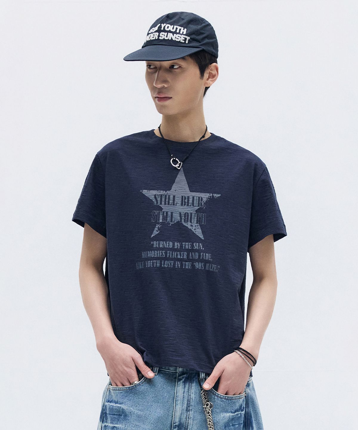 메종미네드(MAISON MINED) CRACKED STAR HALF T NAVY