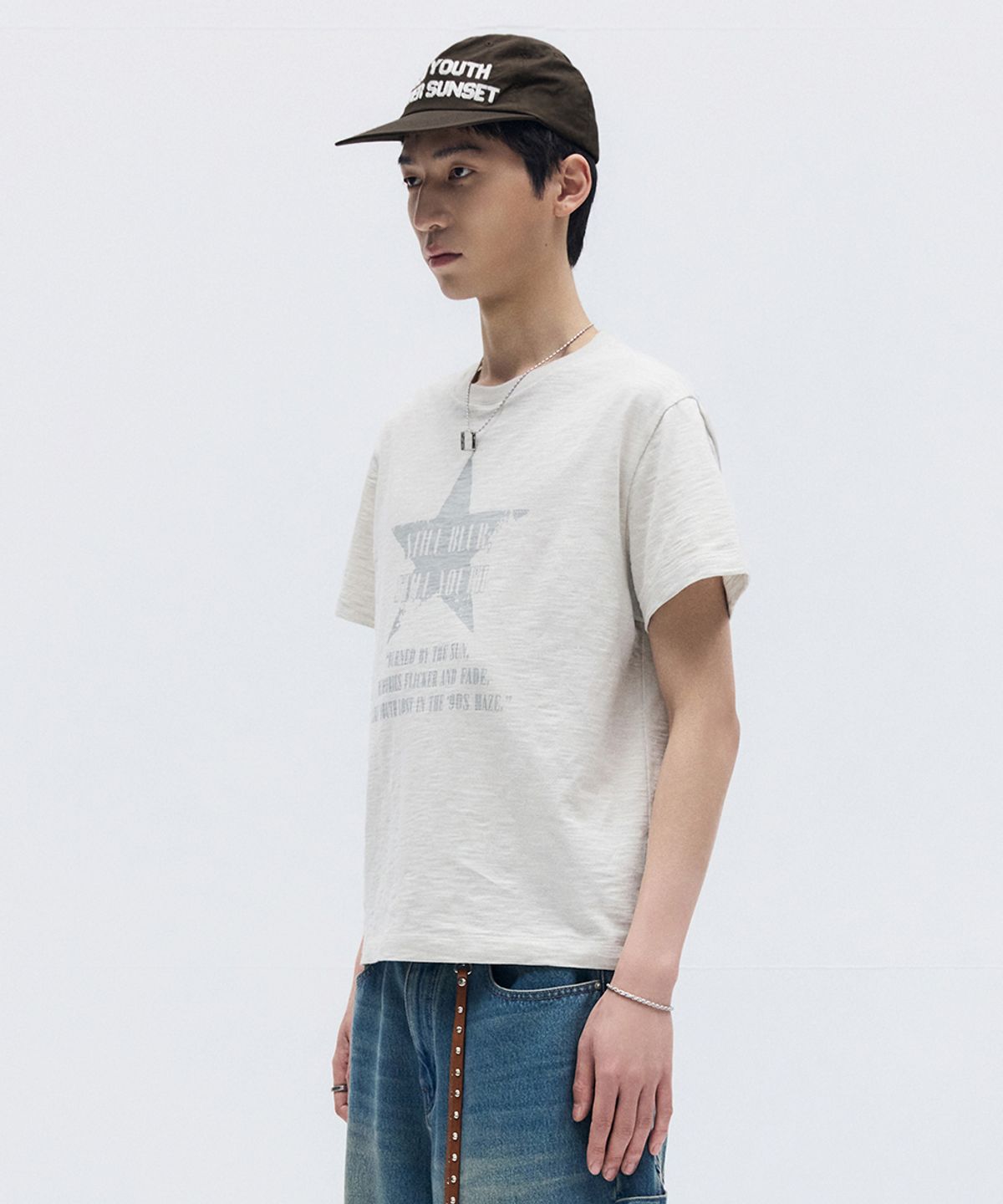 메종미네드(MAISON MINED) CRACKED STAR HALF T BEIGE