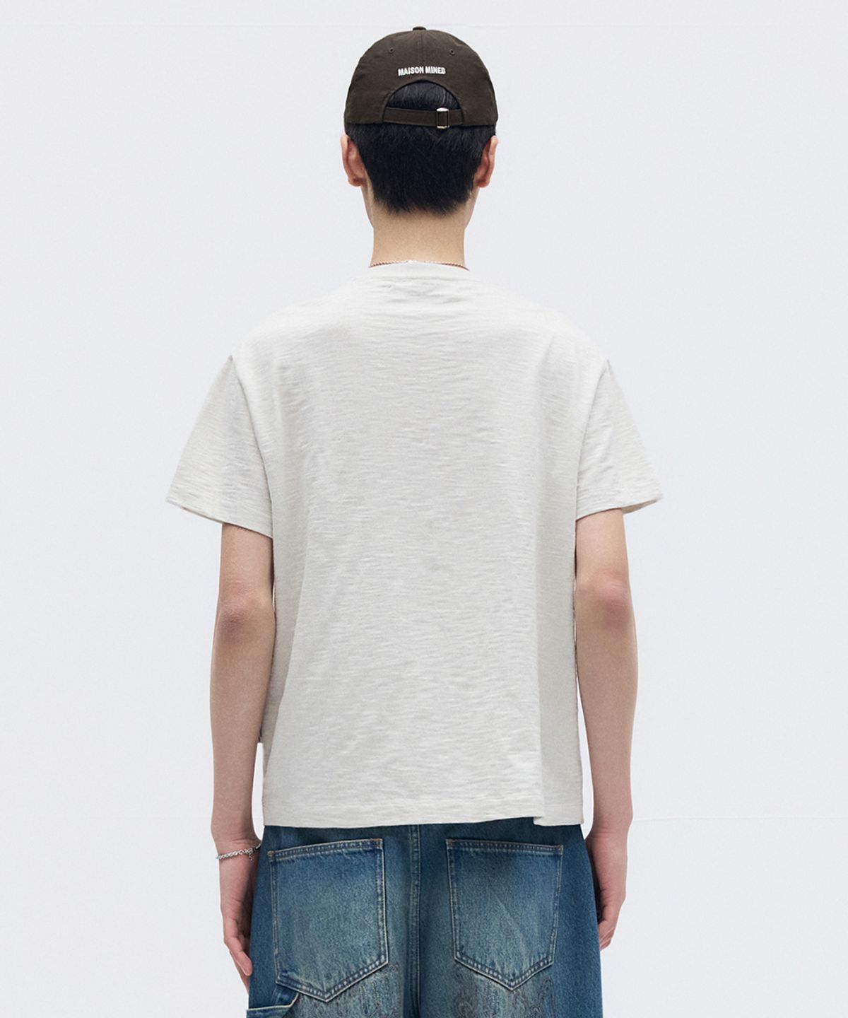 메종미네드(MAISON MINED) CRACKED STAR HALF T BEIGE