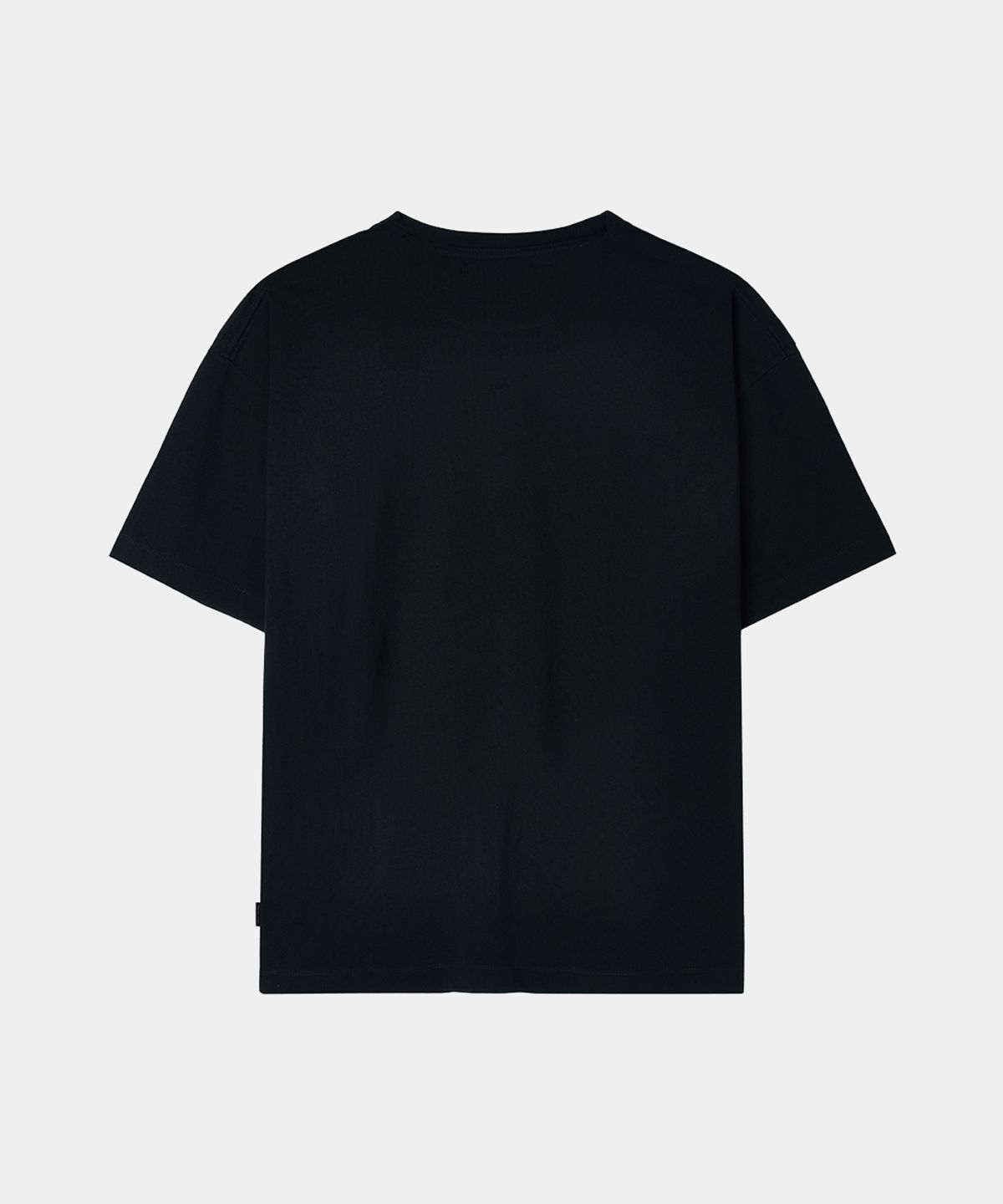 메종미네드(MAISON MINED) CROSS GUN GRAPHIC HALF T BLACK