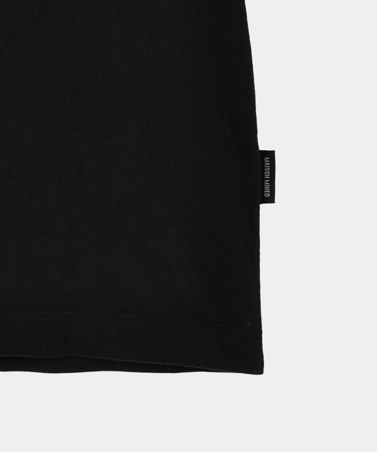 메종미네드(MAISON MINED) CELTIC CROSS WASHED HALF T BLACK