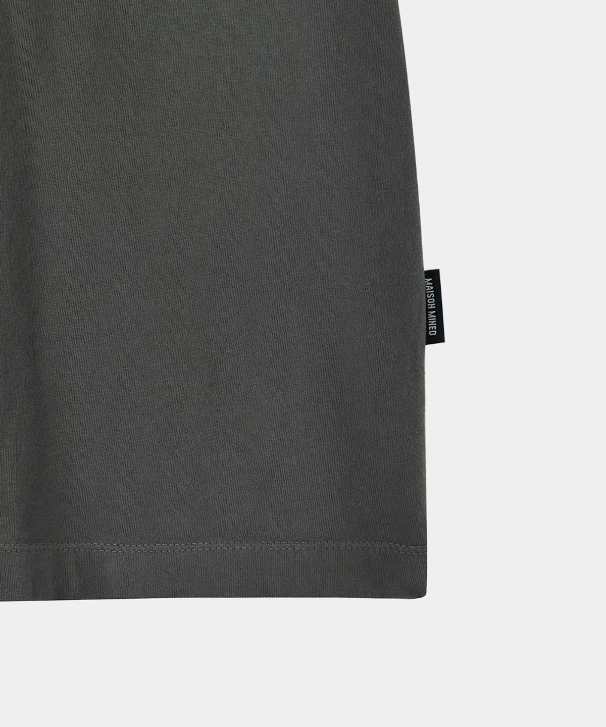 메종미네드(MAISON MINED) CELTIC CROSS WASHED HALF T CHARCOAL