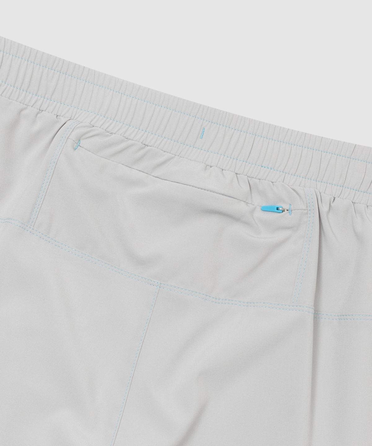 무신사 스탠다드 스포츠(MUSINSA STANDARD SPORTS) Cass Light X 드라이액트 5인치 쇼츠 LIGHT GREY
