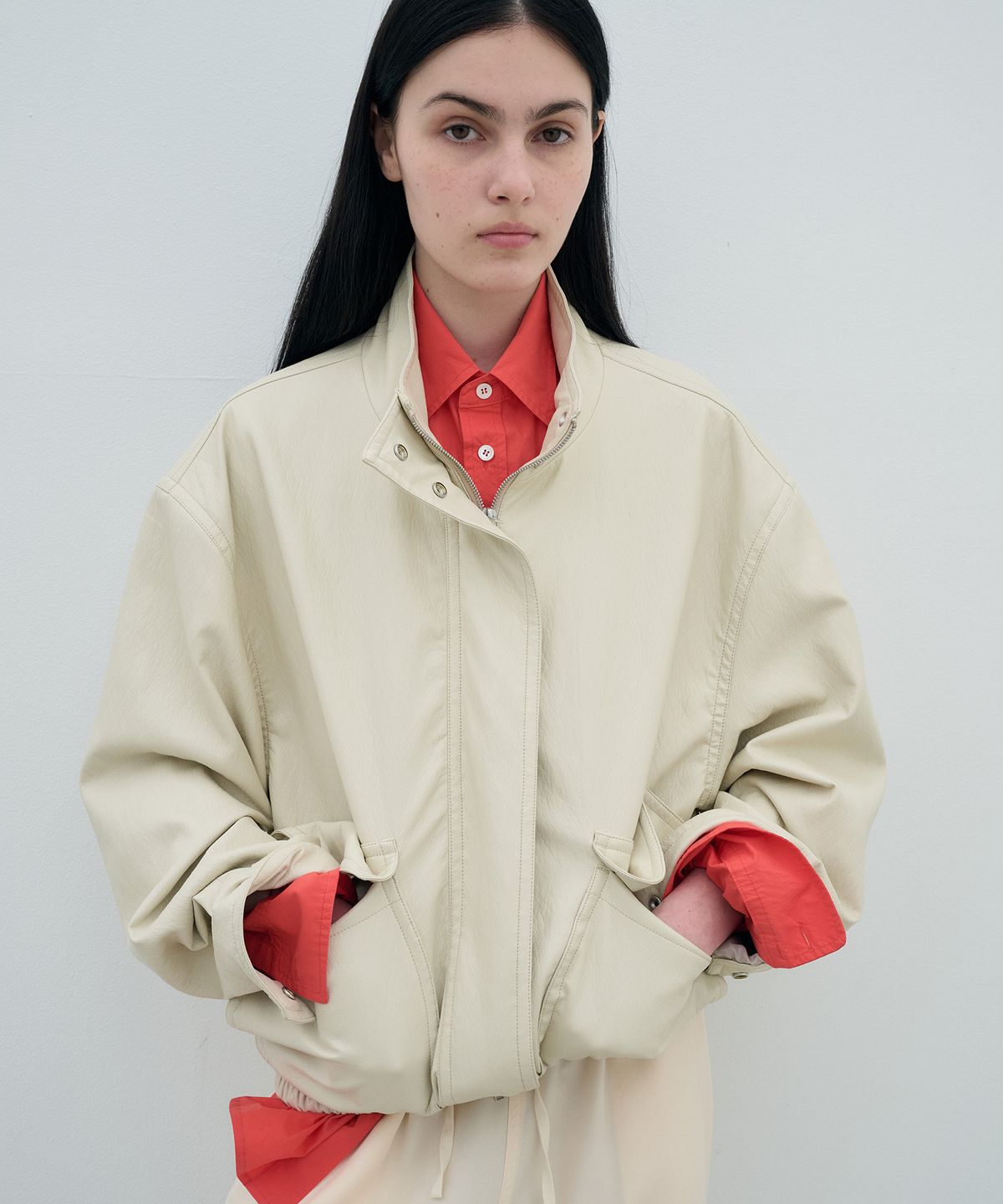 정감 스튜디오(JEONGGAM STUDIOS) High-Neck Faux Leather Jumper_2 color