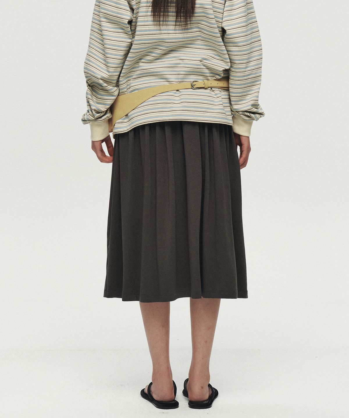 호이테(HEUTE) DRAPE LAYER SKIRT (DARK GREY)