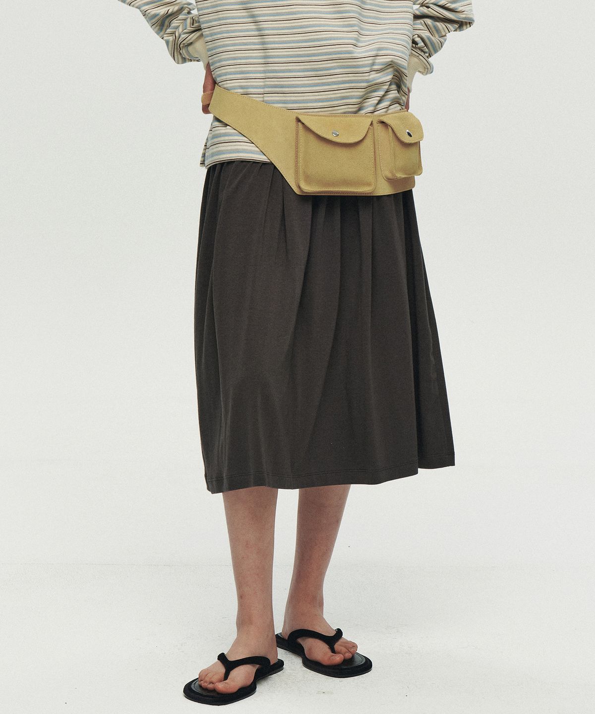 호이테(HEUTE) DRAPE LAYER SKIRT (DARK GREY)