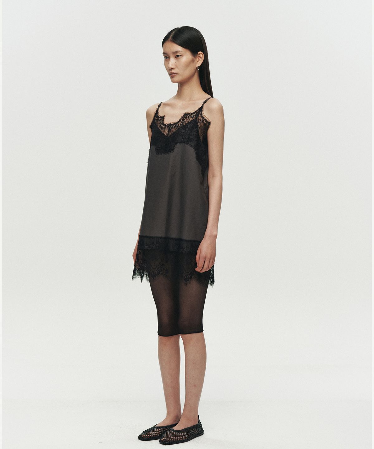 호이테(HEUTE) LACE LAYER SLIP DRESS (WHITE)