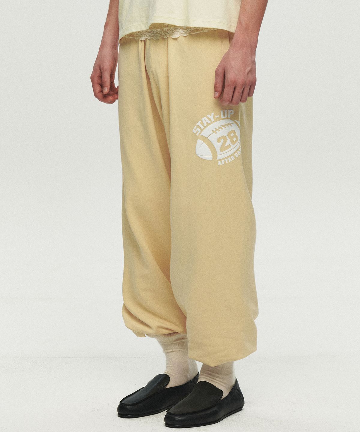호이테(HEUTE) STAY UP SWEATPANTS (YELLOW)