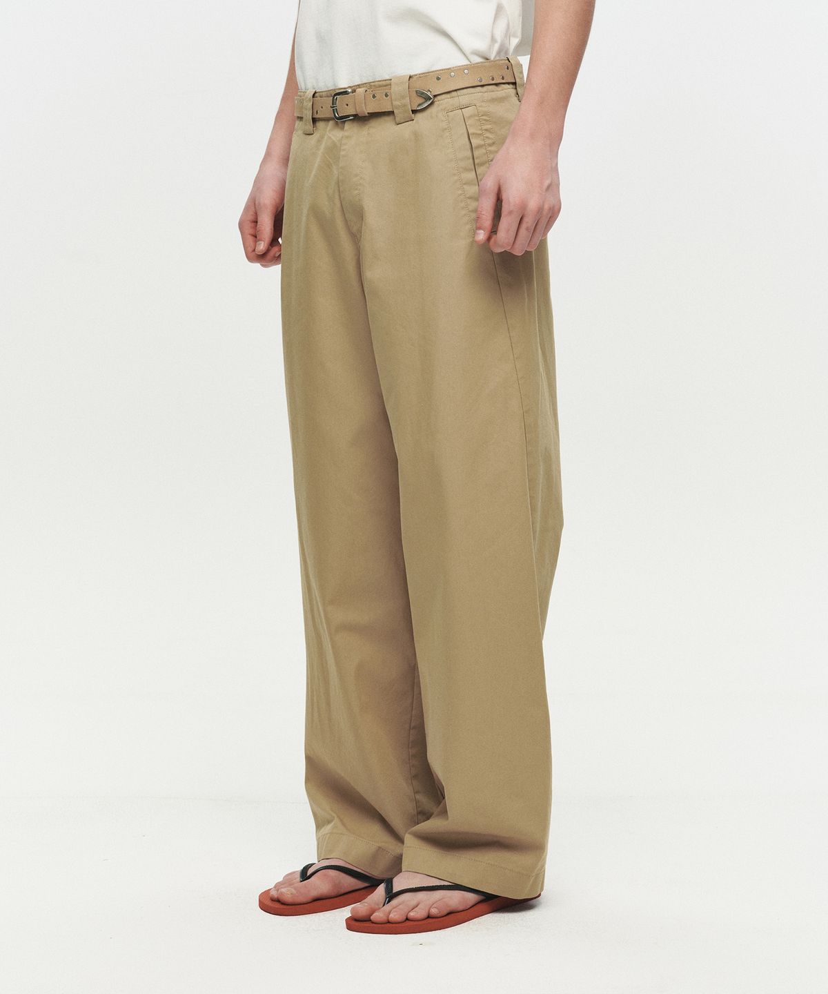 호이테(HEUTE) CURVE LINE WIDE PANTS (BEIGE)