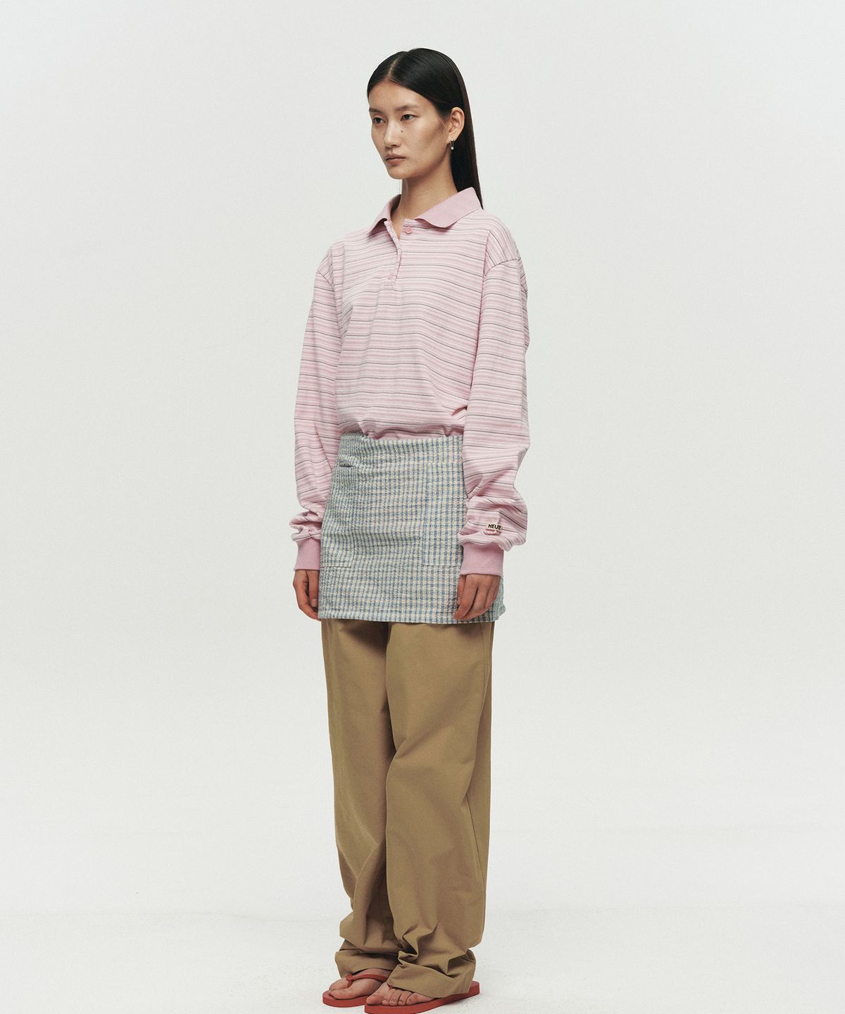 호이테(HEUTE) CURVE LINE WIDE PANTS (BEIGE)